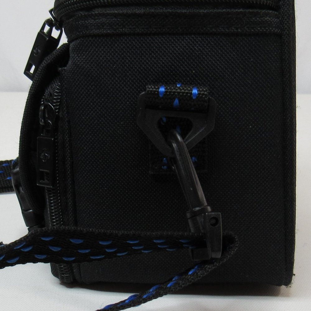 Samsonite Camera/Camcorder Carry Bag with Adjustable Strap - Picture 7 of 15